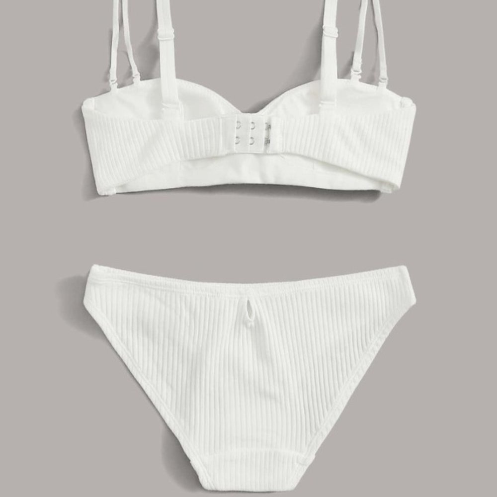Ribbed Demi Lingerie Set - Picture 2 of 5